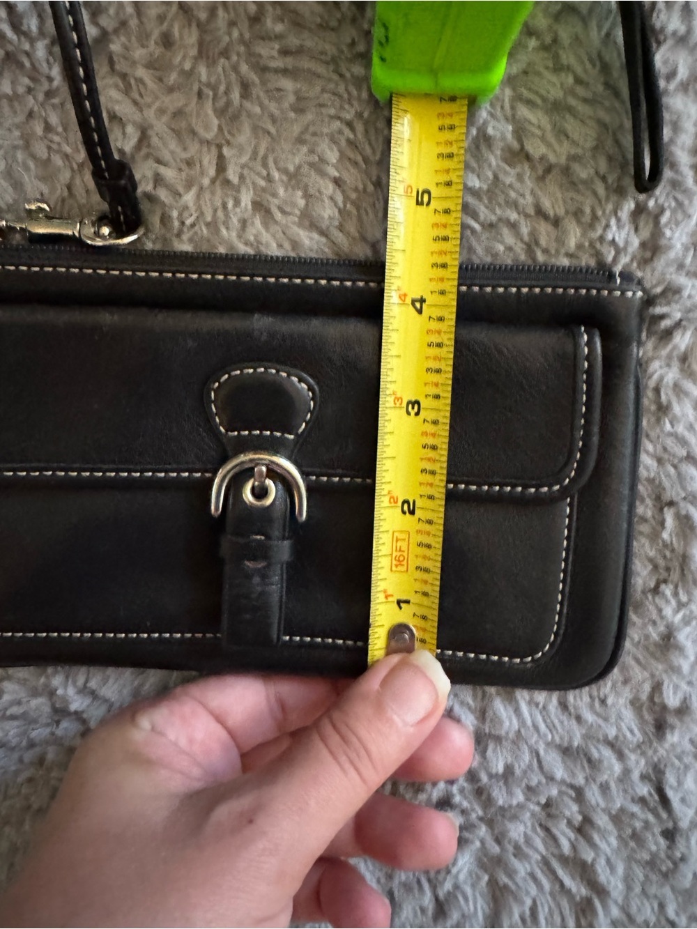 COACH Y2K SOHO Leather Buckle Wristlet - Gem